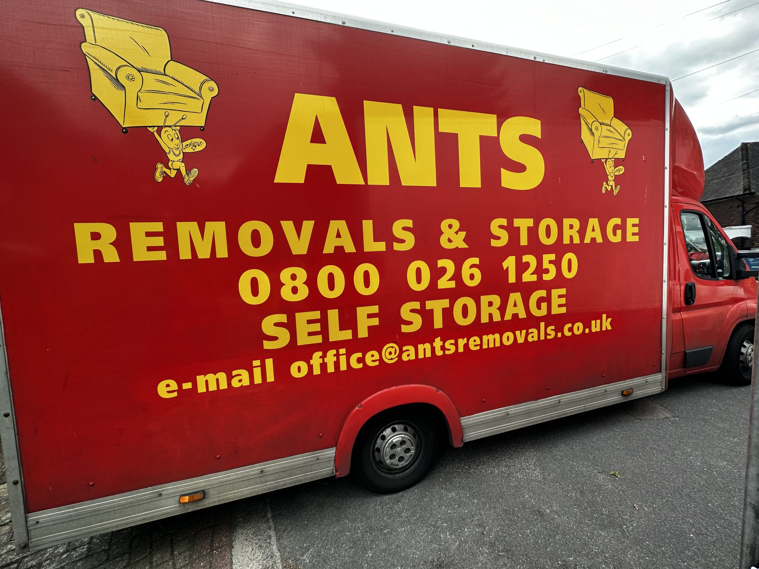 ANTS Removals LTD -logo